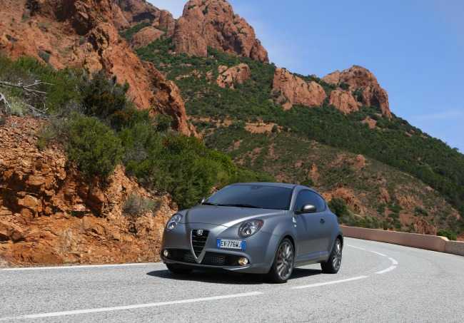 El Quadrifoglio Verde vuelve al MiTo y al Giulietta