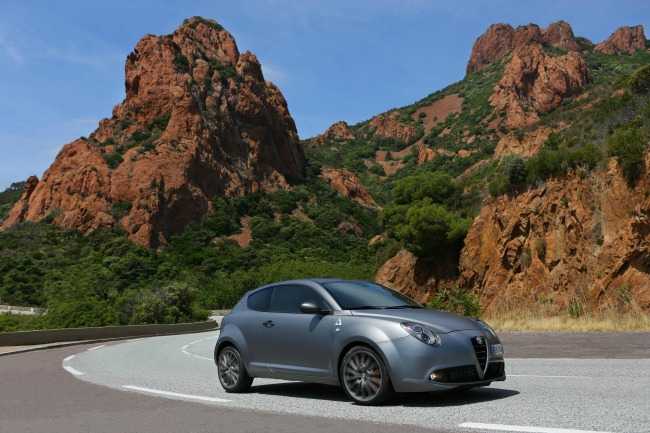 El Quadrifoglio Verde vuelve al MiTo y al Giulietta