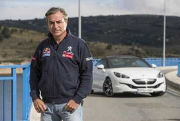 Carlos Sainz al volante del Peugeot RCZ R