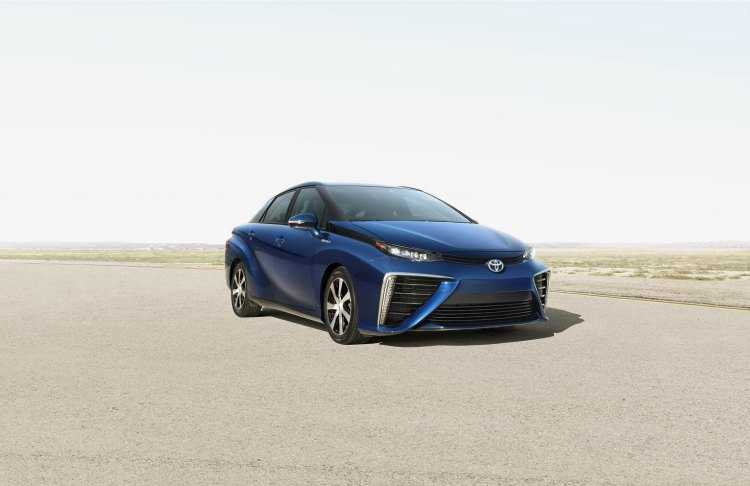 El sedán de pila de combustible de Toyota se llamará Toyota Mirai