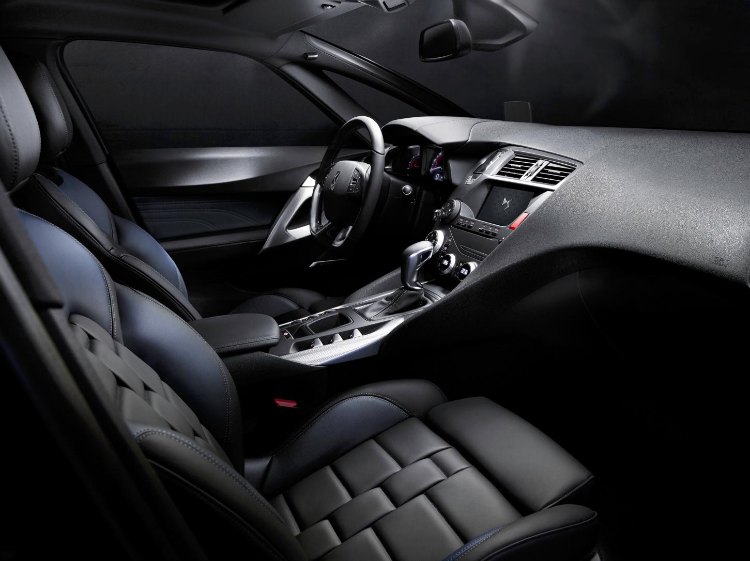 DS 5 interior