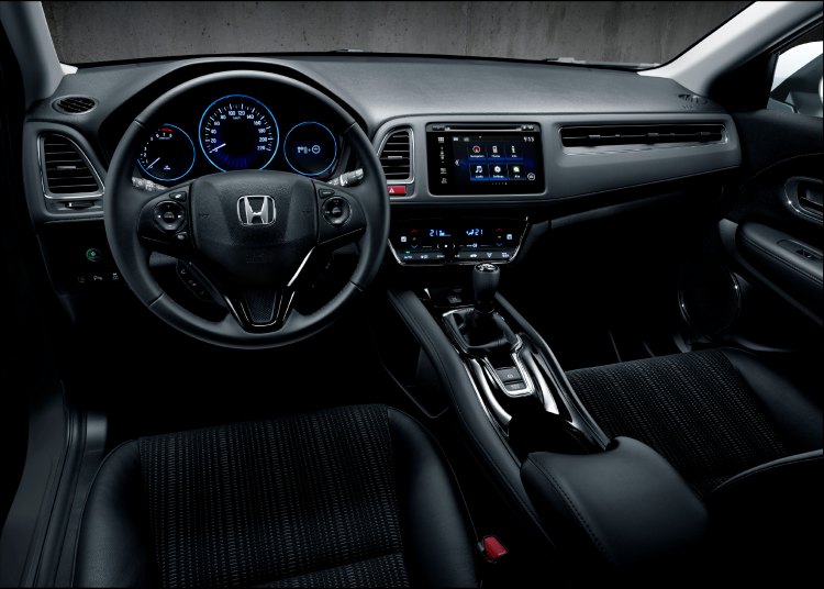 Honda HR-V 2015 interior