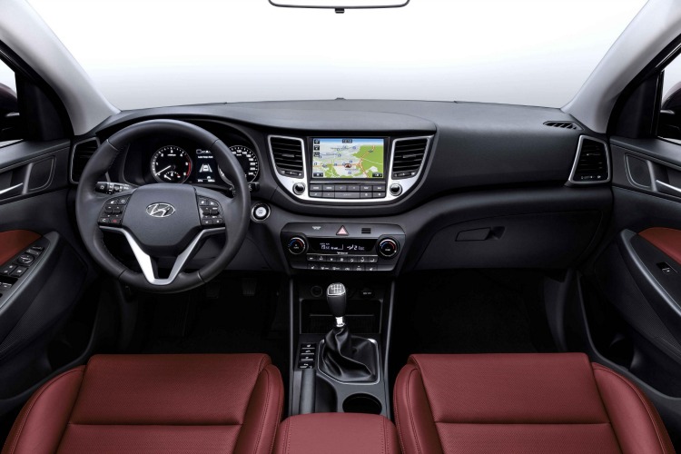 Hyundai Tucson interior