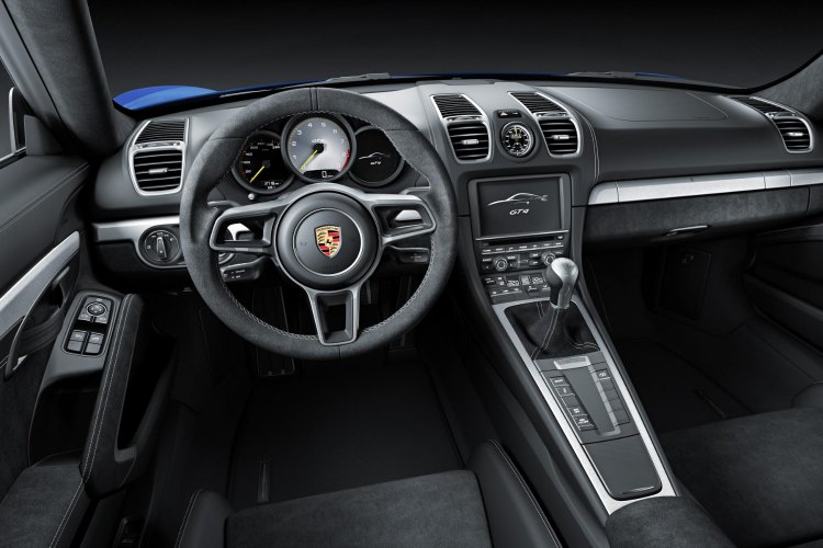 interior del Cayman GT4 2015