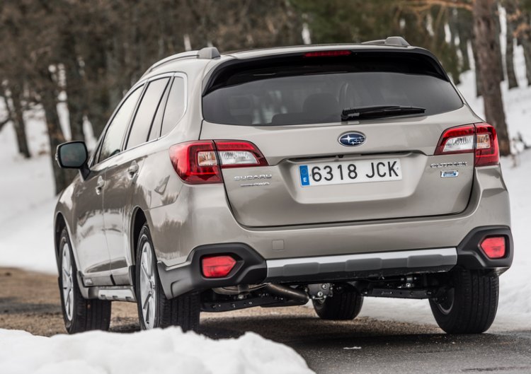 Subaru Outback 2015