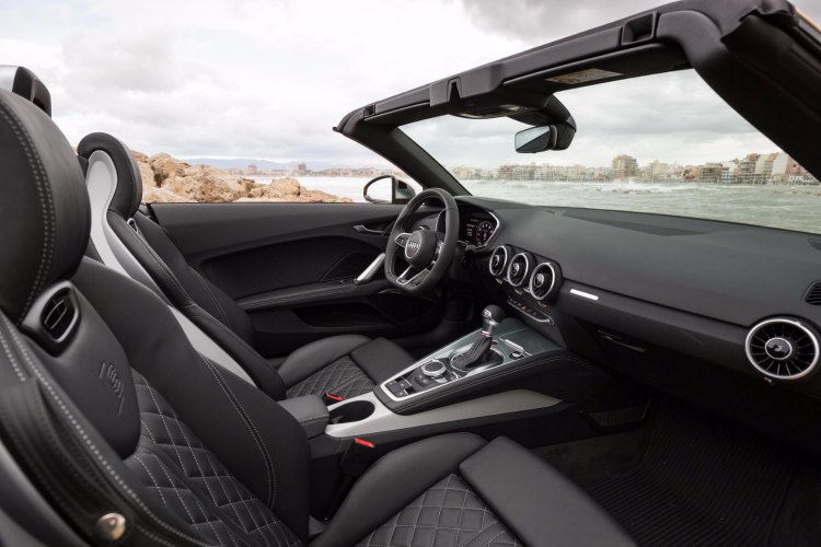 Audi TTS Roadster interior