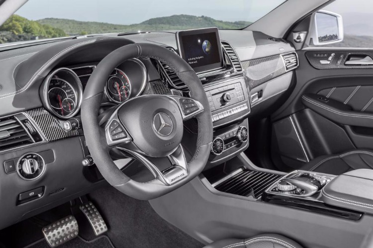 Mercedes-Benz GLE Interior