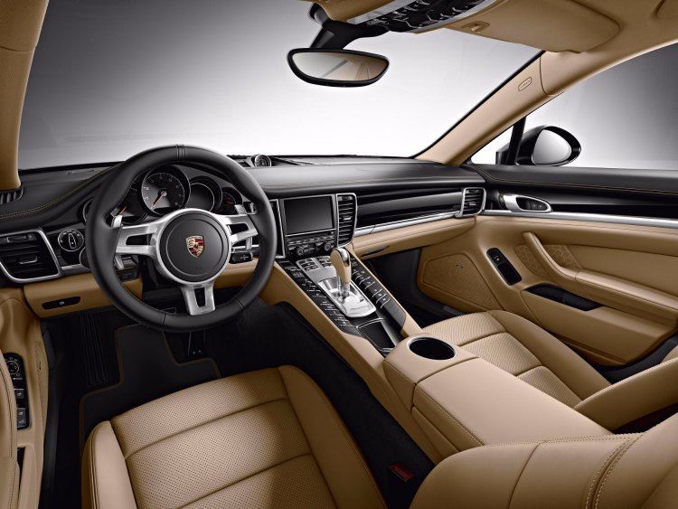 Porsche Panamera interior