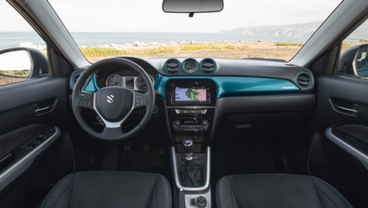 Suzuki Vitara interior