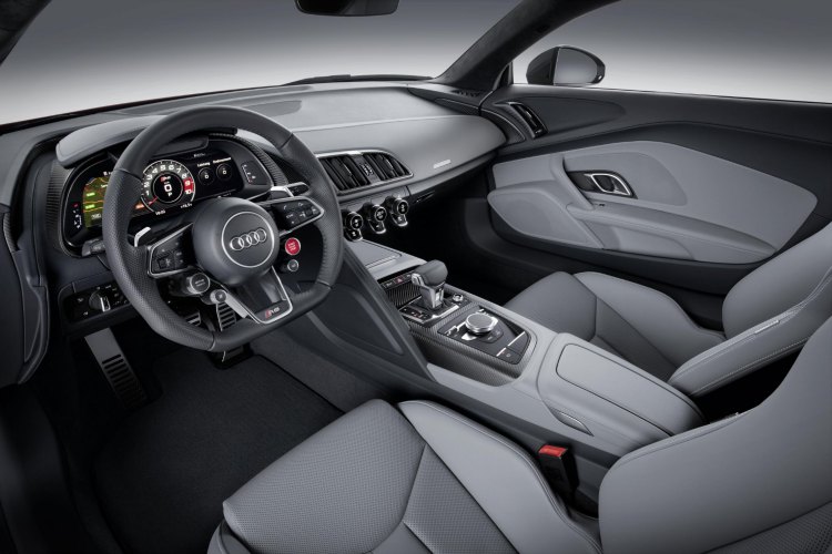 Audi R8 Interior