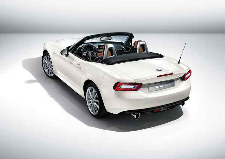 Fiat 124 Spider 2016