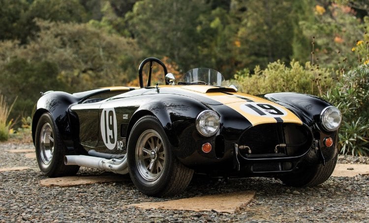 Shelby Cobra Competition de 1964 puede ser tuyo por 3 millones de dolares 