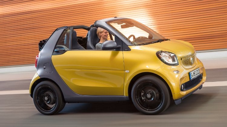 La nueva generación del Smart ForTwo Cabrio se ofrece en tres niveles de acabado, el pasión, el prime y el Proxy, y empieza desde €15.655.