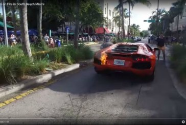 Un Lamborghini sale ardiendo por los acelerones