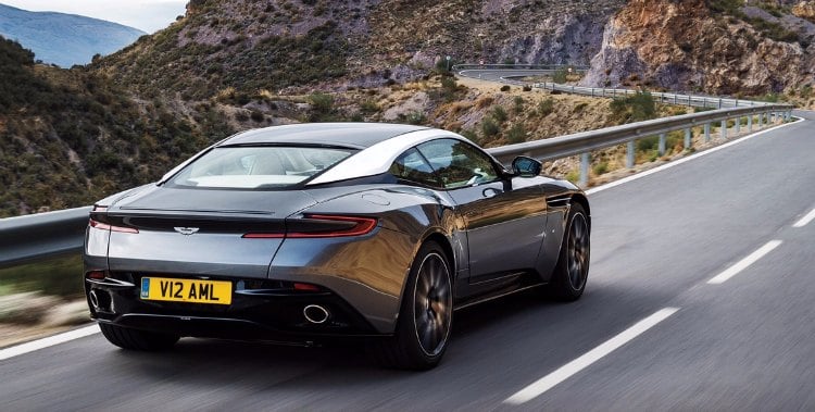 Aston Martin DB11, un corpulento V12 acompañado de lujo y una nueva imagen