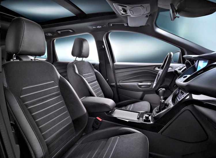 Ford Kuga 2017 interior