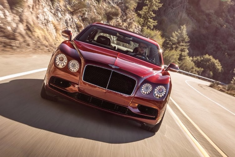 Bentley Flying Spur V8 S, 528 Cv para ir a pasear por el circuito