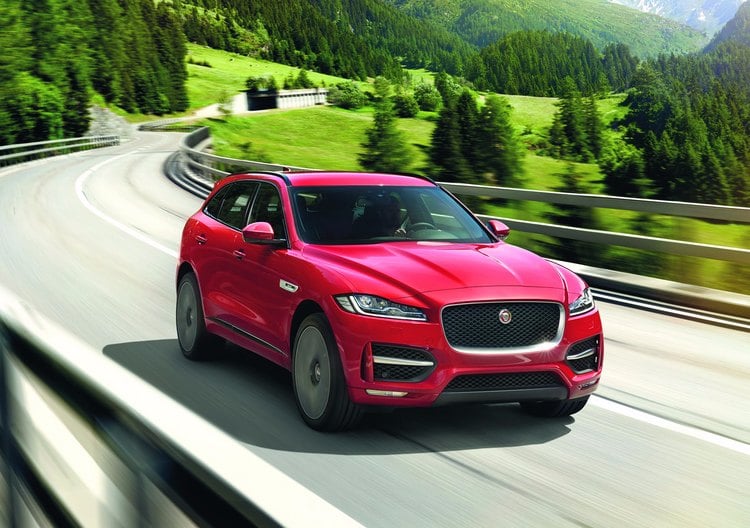 Jaguar F-Pace SVR, un motor biturbo esta en camino