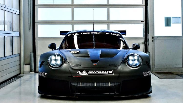 Porsche 911 RSR, el coche de carreras esta apunto para la próxima temporada