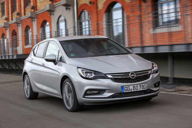 Opel Astra Biturbo 2016