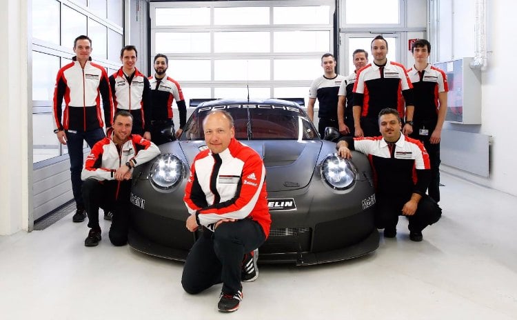 Porsche 911 RSR, el coche de carreras esta apunto para la próxima temporada