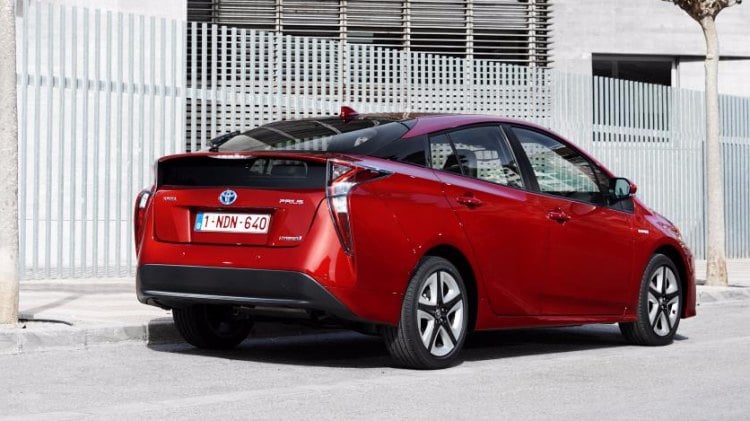 Toyota Prius, las primeras unidades empiezan a llegar a sus propietarios