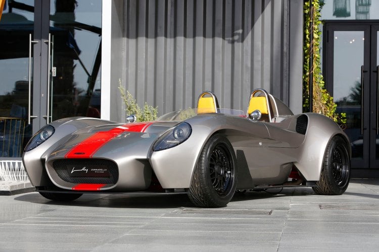 Jannarelly's Design-1 Roadster debuta en el mercado por 550000$