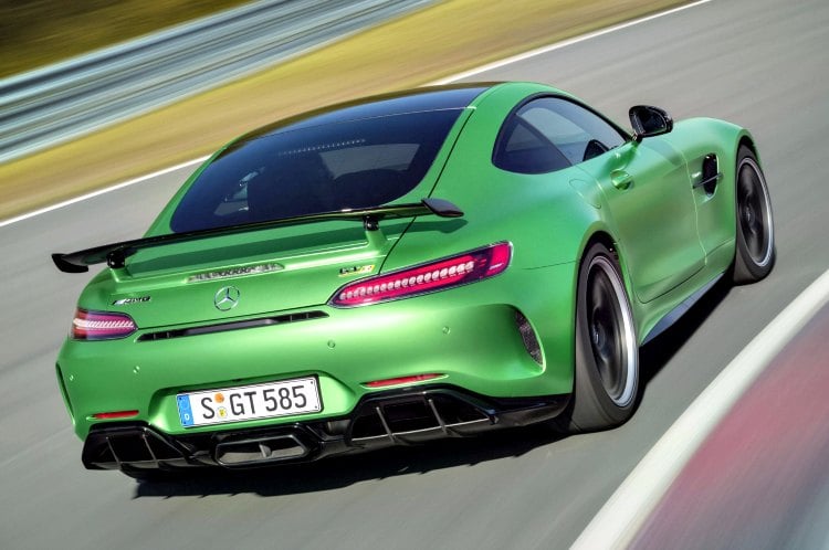 Nuevo Mercedes-AMG GT R, el buque insignia de la marca preparado para enamorar