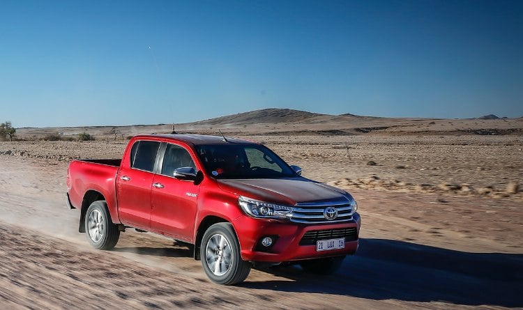 Ya puedes hacerte con tu Nuevo Toyota Hilux 2016