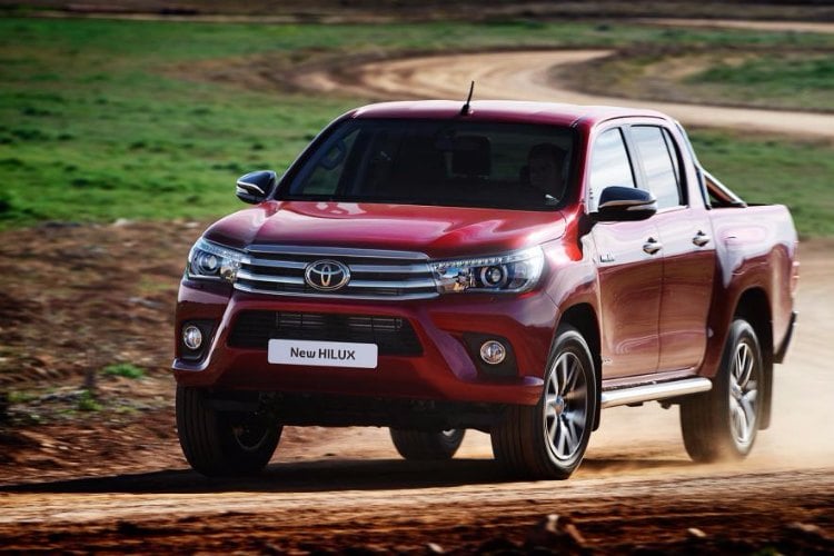 Ya puedes hacerte con tu Nuevo Toyota Hilux 2016