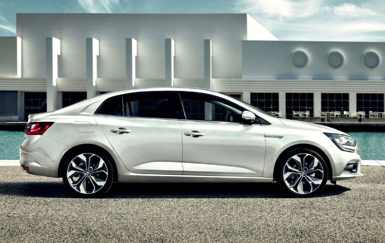 Nuevo Renault Megane Sedan, llega el tercer miembro de la familia  